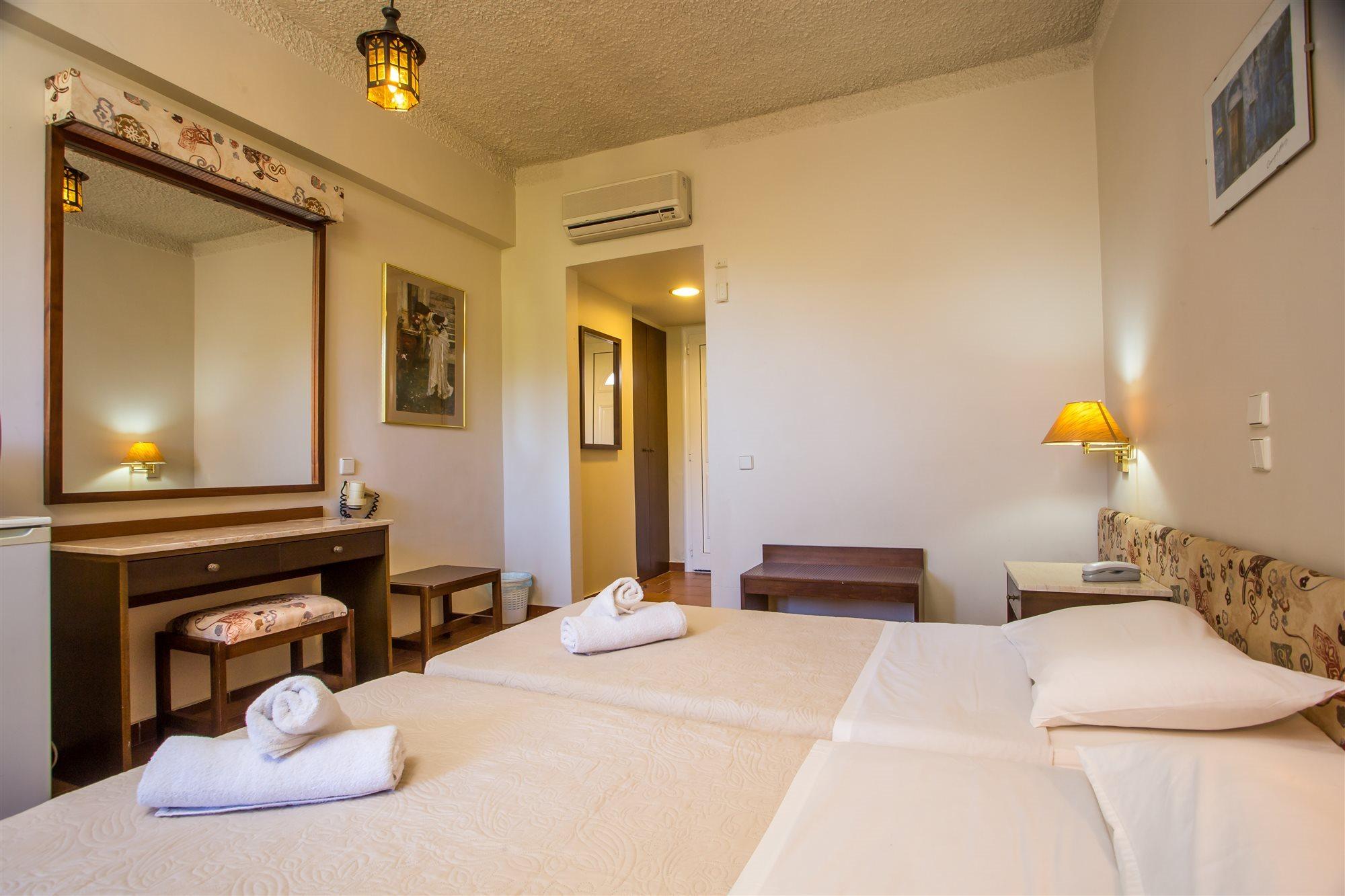 Muses Hotel Faliráki Kültér fotó
